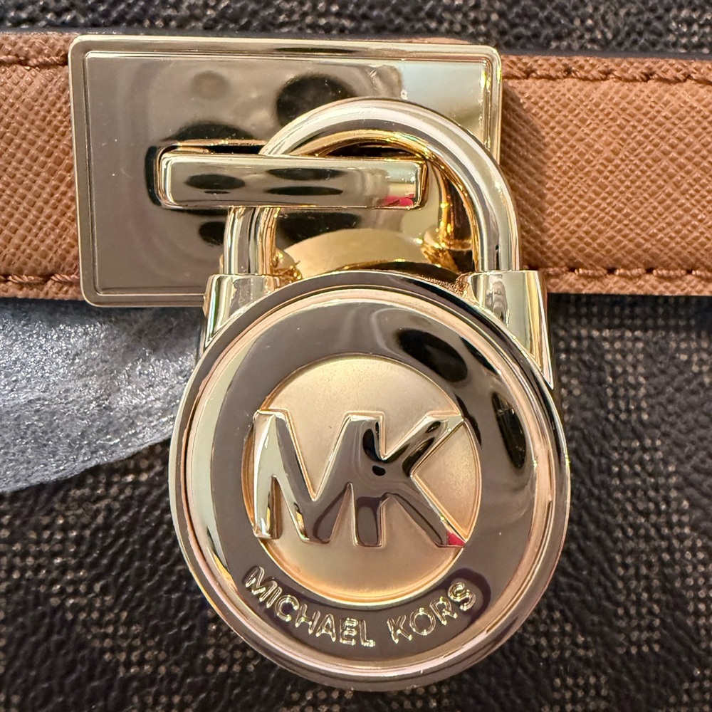 Michael Kors Hamilton Traveler Monogram Crossbody Bag NWOT - Picture 3 of 14